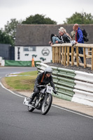 Vintage-motorcycle-club;eventdigitalimages;mallory-park;mallory-park-trackday-photographs;no-limits-trackdays;peter-wileman-photography;trackday-digital-images;trackday-photos;vmcc-festival-1000-bikes-photographs